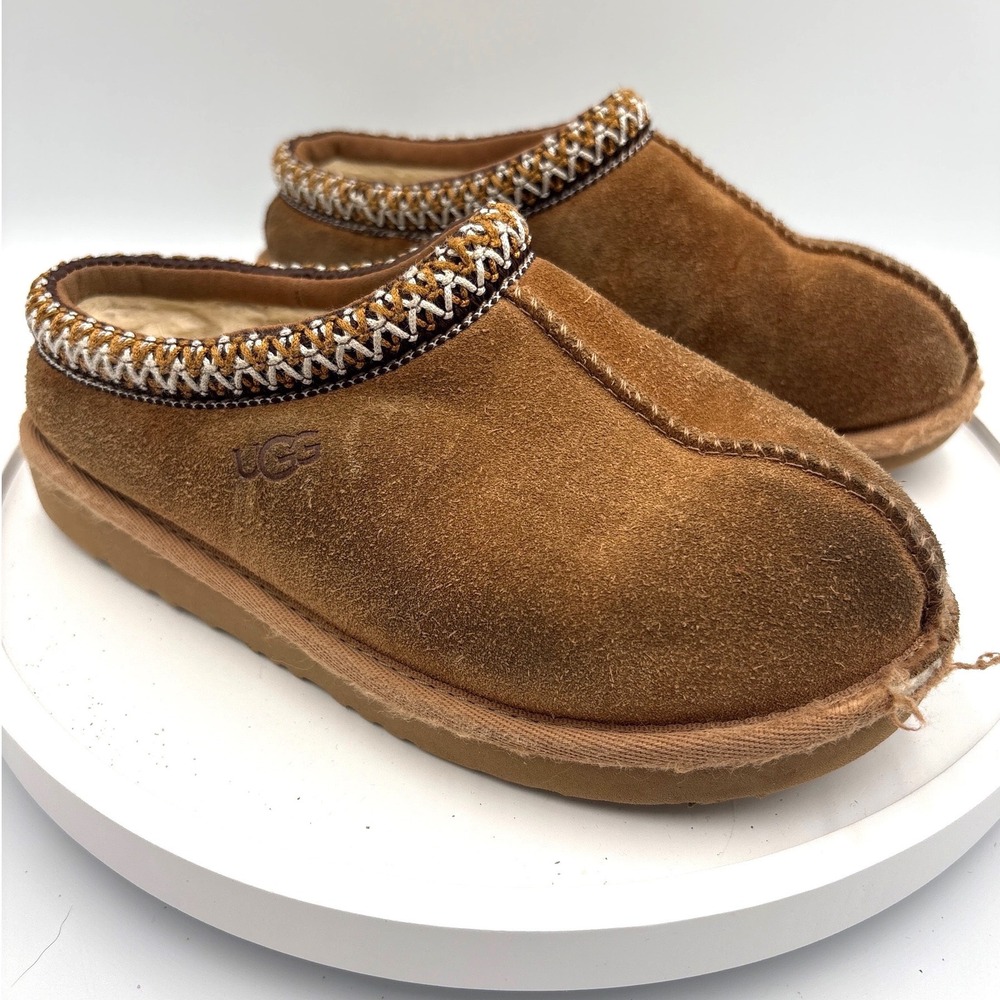 UGG Tasman Slippers Big Kids Size 1 Chestnut Boho Cozy Suede Braid Trim 10190